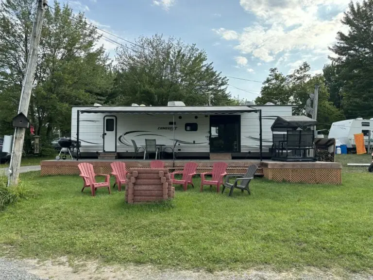 Roulotte de parc S530 (6 à 7 pers.)